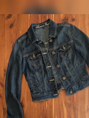 American Eagle Outfitters Women's Dark Indigo Denim Jacket